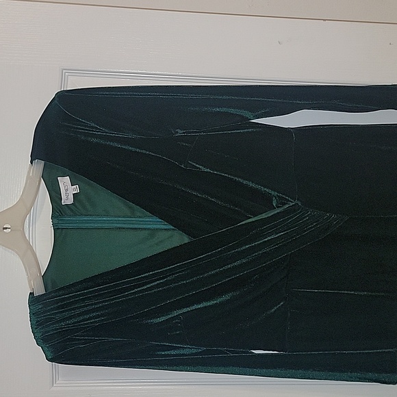 Velvet plus sized dress 2xl - Picture 4 of 6